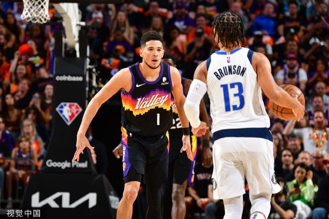 布伦森38分字母32+13尼克斯终结雄鹿7连胜　NBA圣诞大战，尼克斯主场迎战雄鹿，尼克斯目前16胜12负排在东部第6位，雄鹿则是一波7连胜，22胜7负高居东部次席，两队两天前有过交锋，雄鹿轻松取胜。